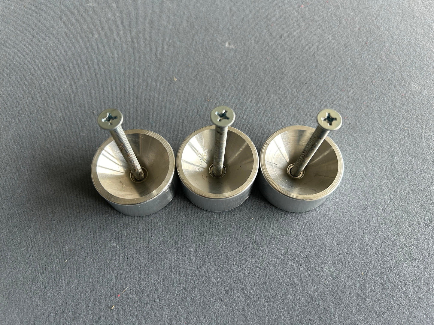 3 Aluminum pads for the telescope